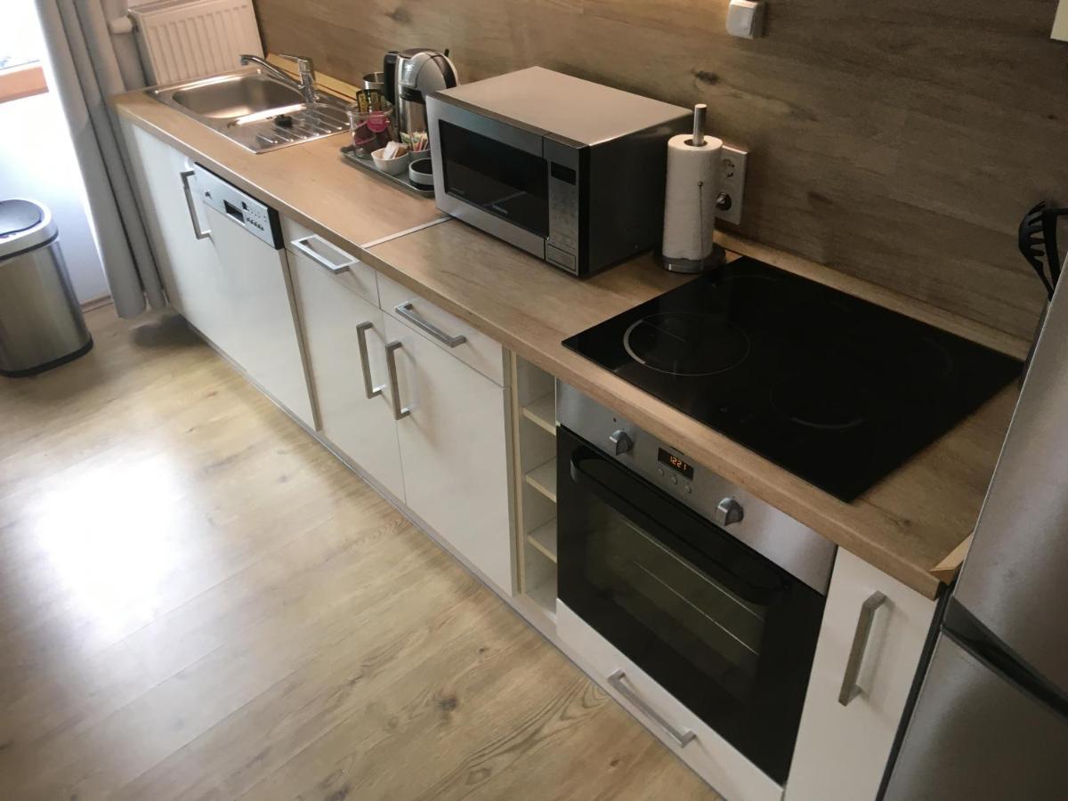 Terrace Apartman Premium Belvaros Jacuzzival Daire Veszprém Dış mekan fotoğraf